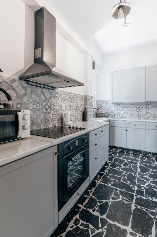 Comfortable 2 Bd Apartment Close To Athens Archeological Museum Esterno foto